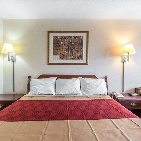 Econo Lodge Calhoun Zewnętrze zdjęcie