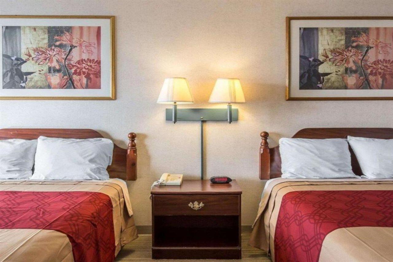 Econo Lodge Calhoun Zewnętrze zdjęcie