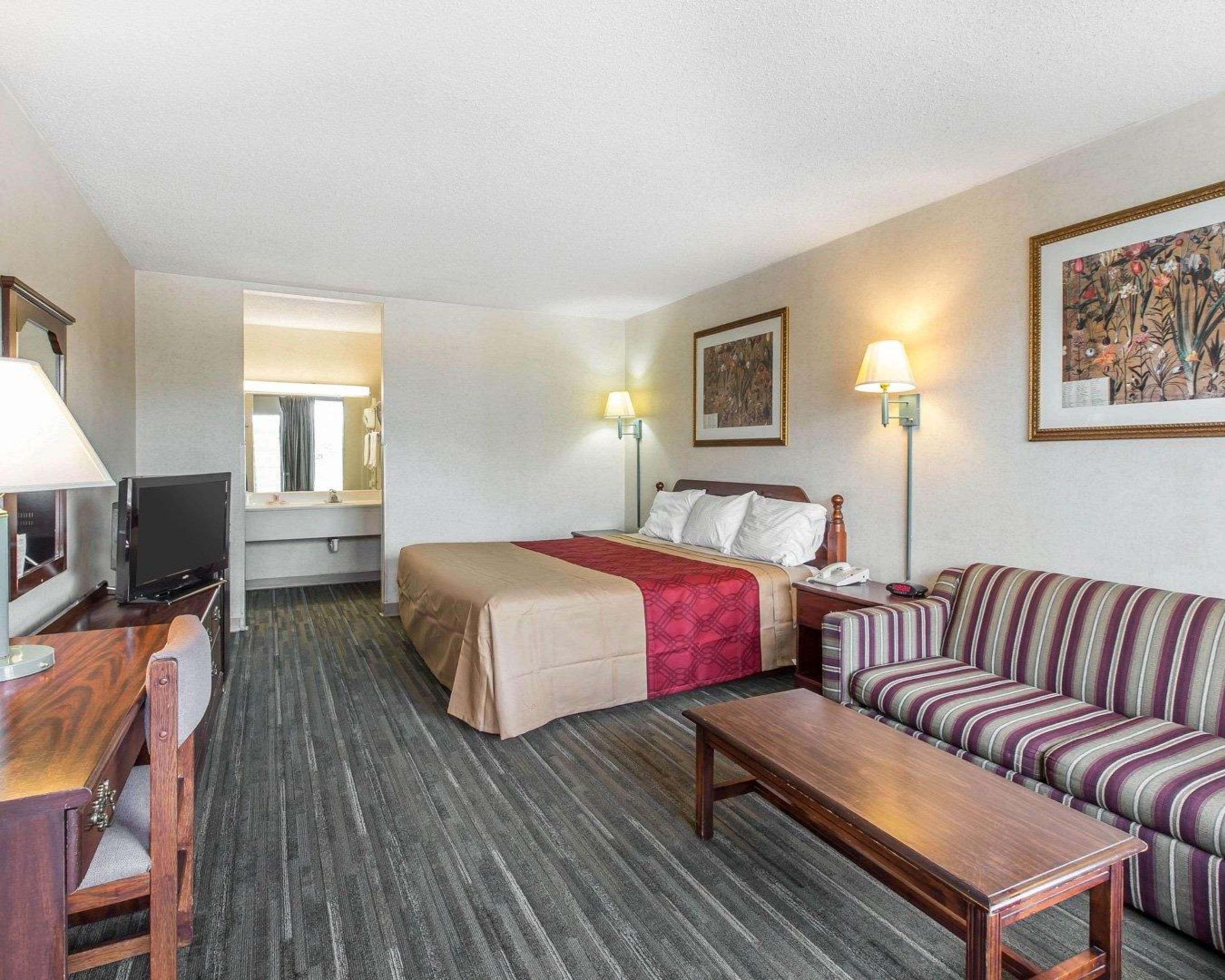 Econo Lodge Calhoun Zewnętrze zdjęcie