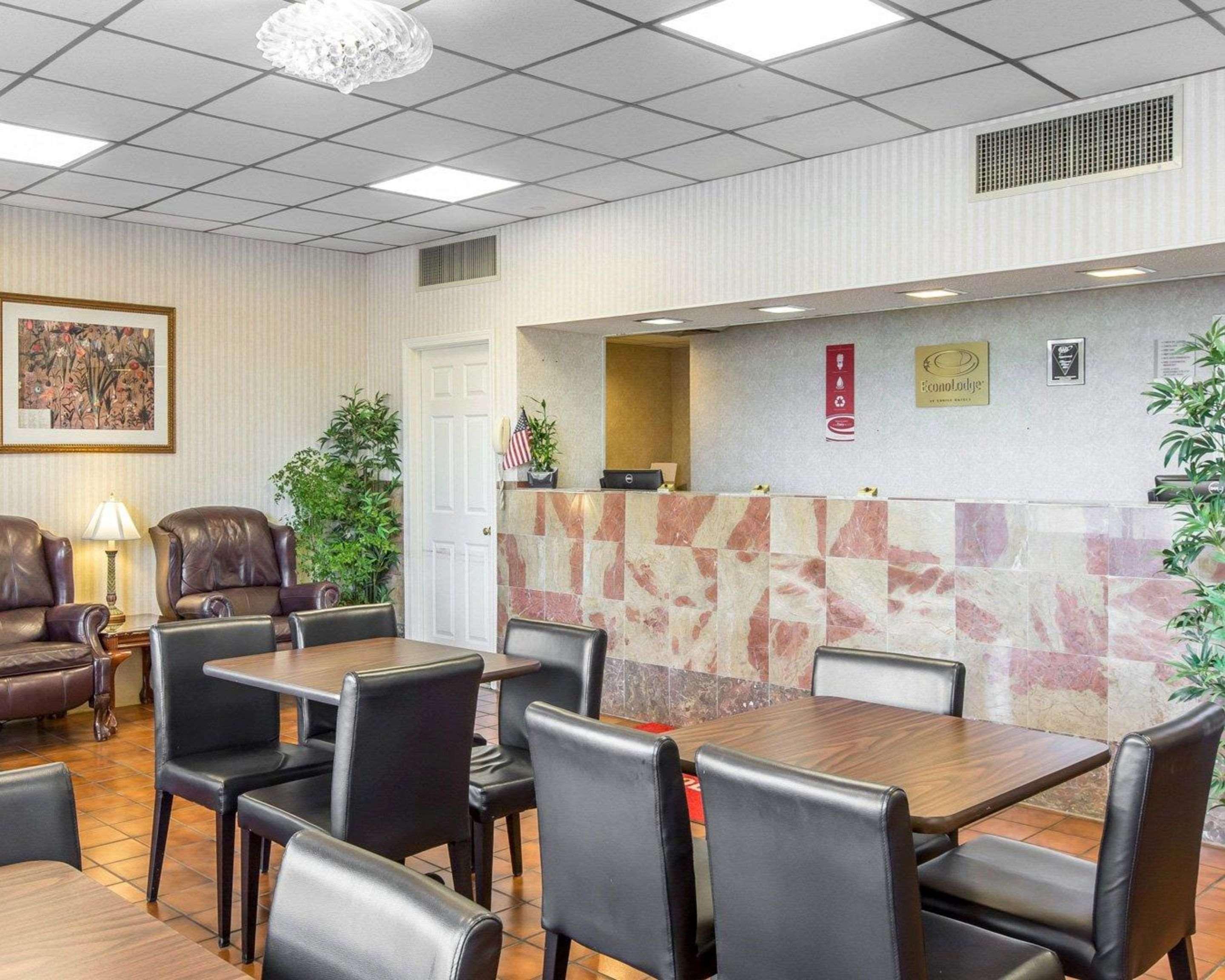 Econo Lodge Calhoun Zewnętrze zdjęcie