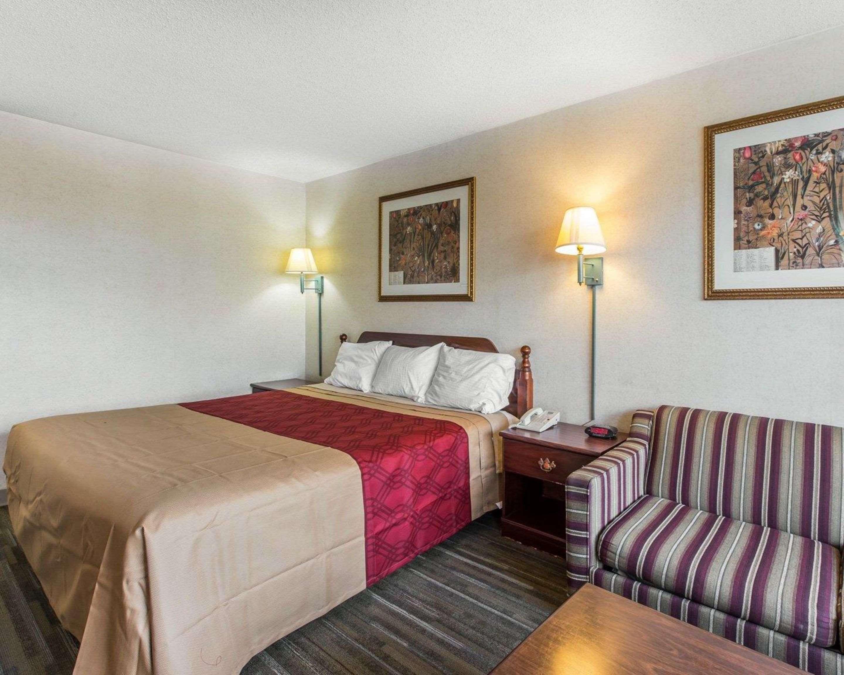 Econo Lodge Calhoun Zewnętrze zdjęcie