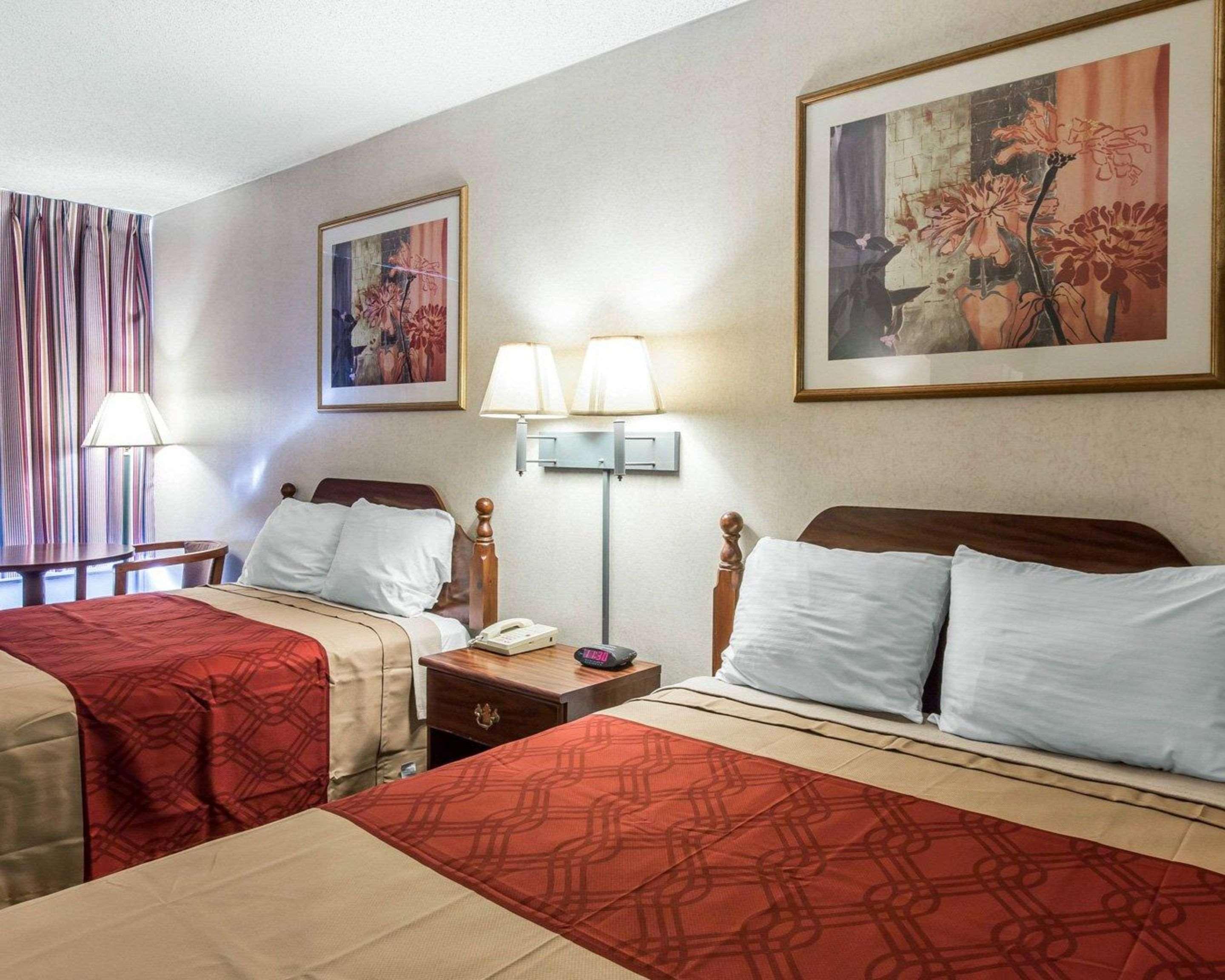 Econo Lodge Calhoun Zewnętrze zdjęcie