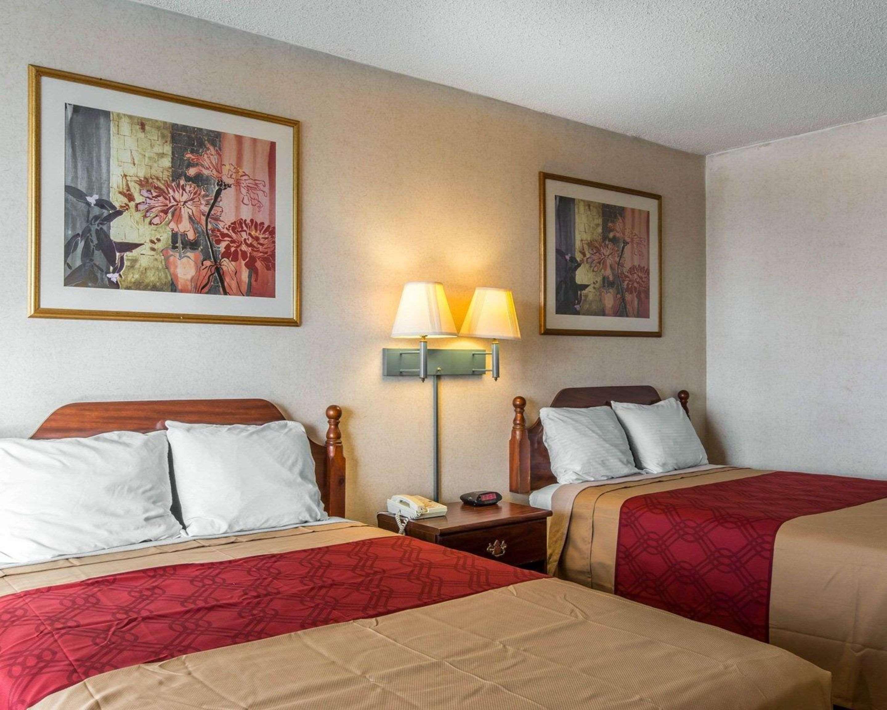 Econo Lodge Calhoun Zewnętrze zdjęcie