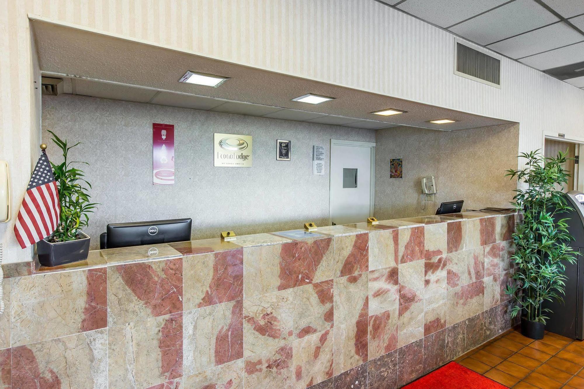Econo Lodge Calhoun Zewnętrze zdjęcie