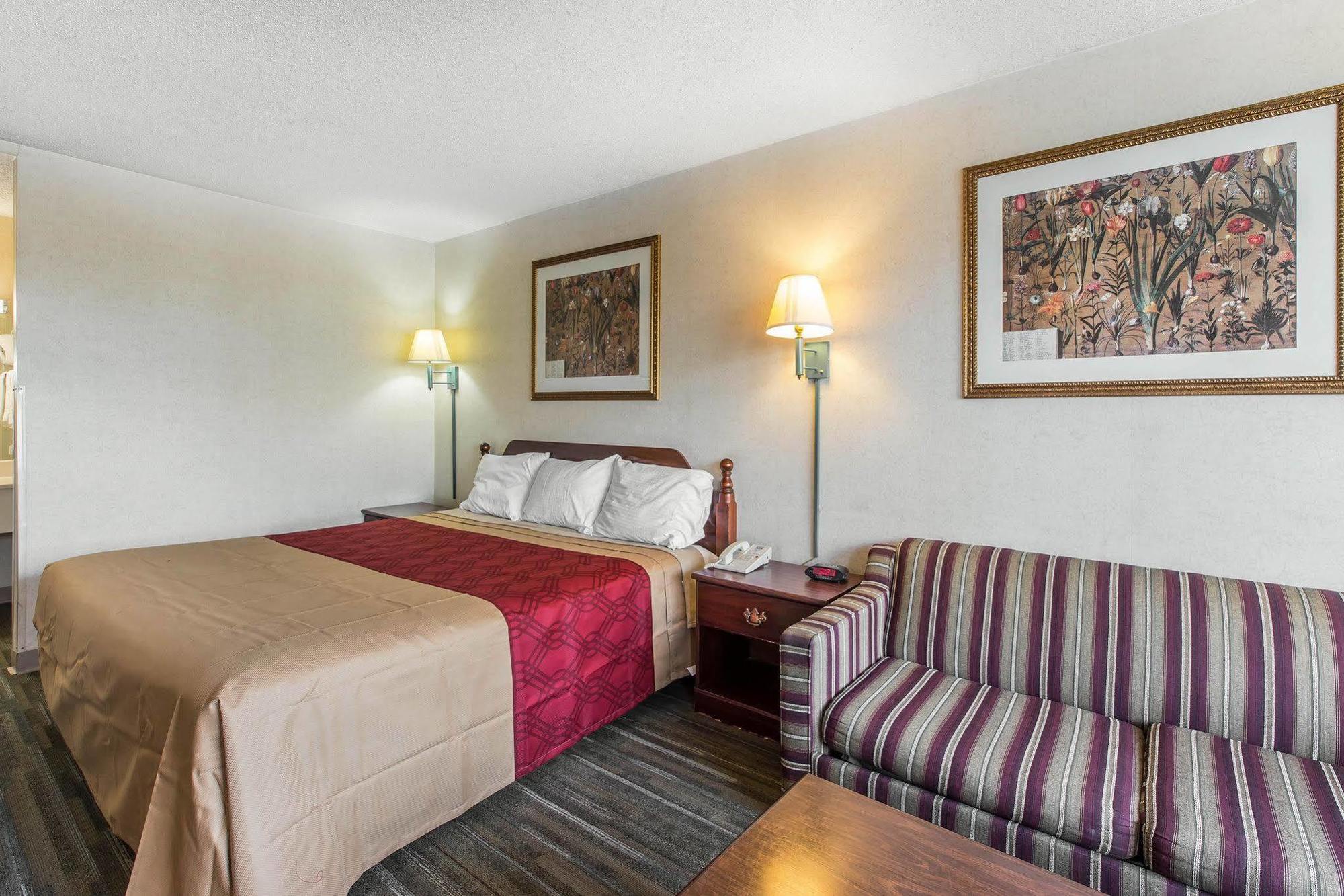 Econo Lodge Calhoun Zewnętrze zdjęcie